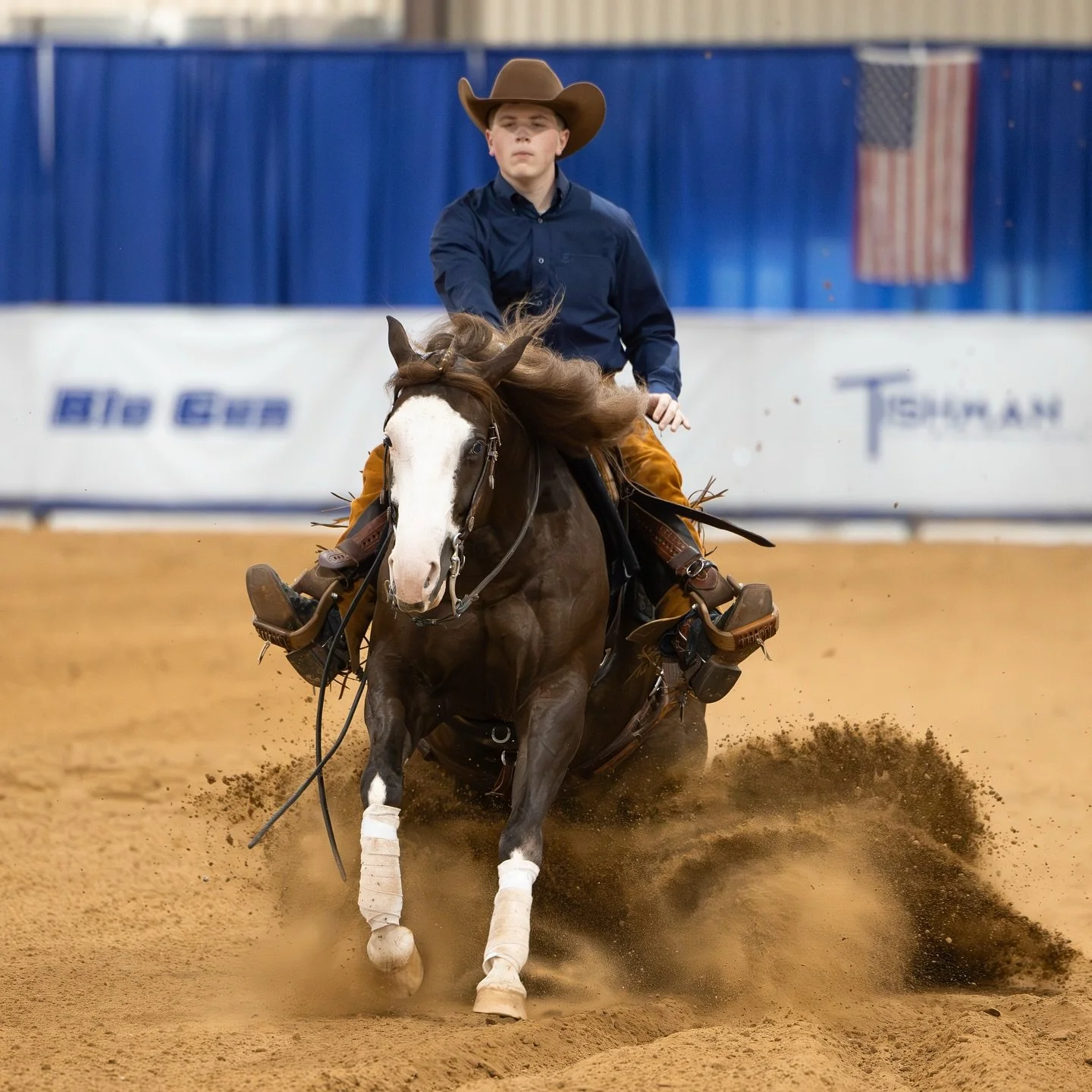 JG Codell and Luvah Boy, Rookie 2 Top 10 with a beautiful run at NRBC!

#schaffhauserph
#gotheextramile
#teamssph
#nrha
#samschaffhauser
#tributefeed
#mullinaxcustomleather
#agava
#diamondwoolpads
#crossjtack
#glowingresults
#spaldinglabs
#backontrac