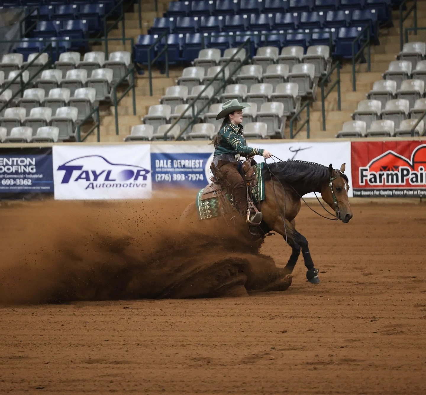 Becca took home $3800 aboard Name Brand and SV Total Splash in the Mirjam Stillo Non Pro Derby and MR Reiners Youth Derby at TNRHA Spinning in the Rein! Way to go, Becca! 🎉

#schaffhauserph
#gotheextramile
#teamssph
#nrha
#samschaffhauser
#tributefe