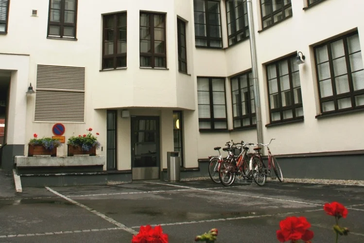 Toimitilanne_L%C3%B6nnrotinkatu_5628_vaaka.jpg