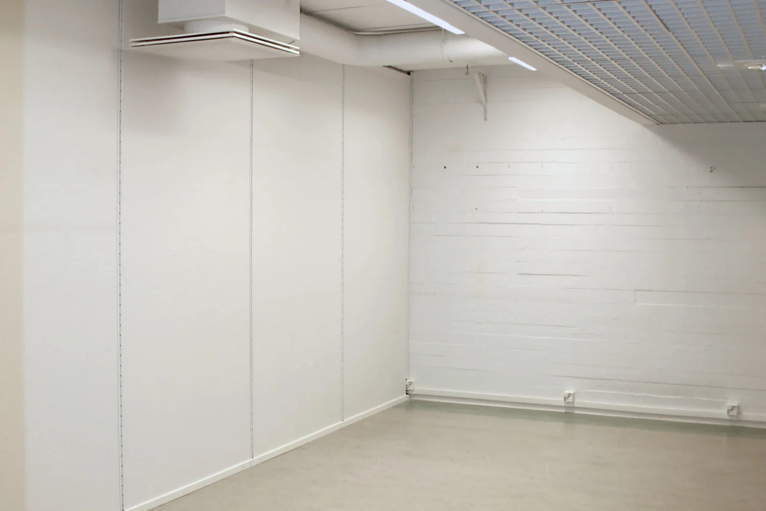Toimitilanne_Itälahdenkatu_9921_1500.JPG
