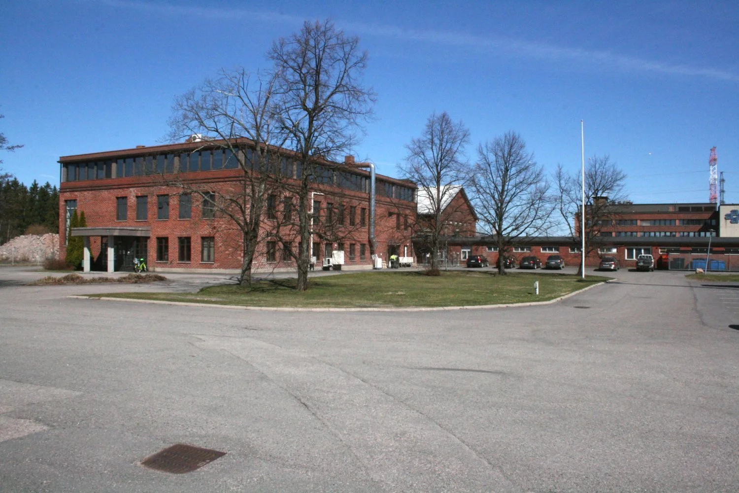 Toimitilanne_Valokaari_1670_1500.JPG