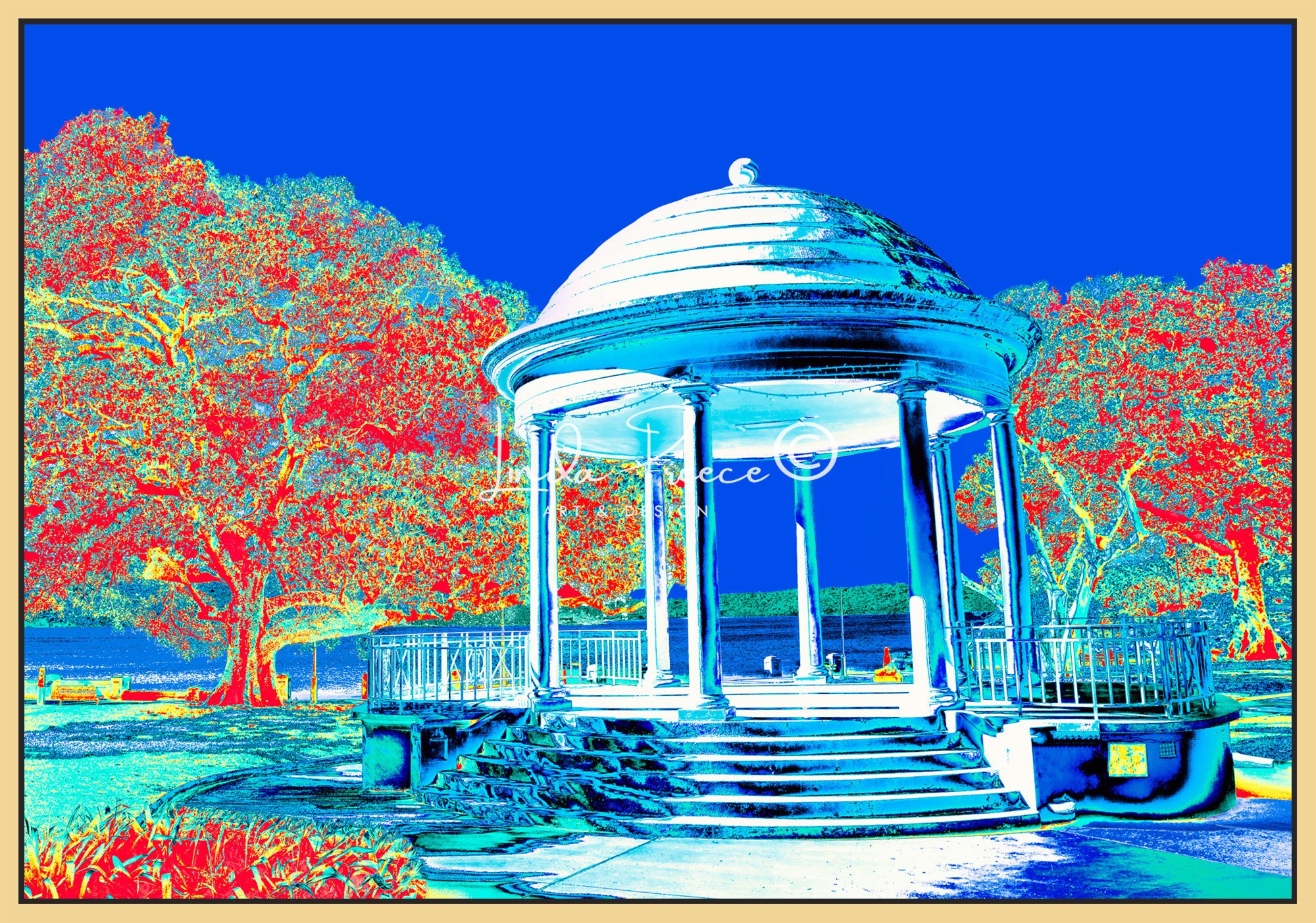 Neutral-Frame-Canvas-Balmoral-Rotunda-Linda-Preece-Art.jpg