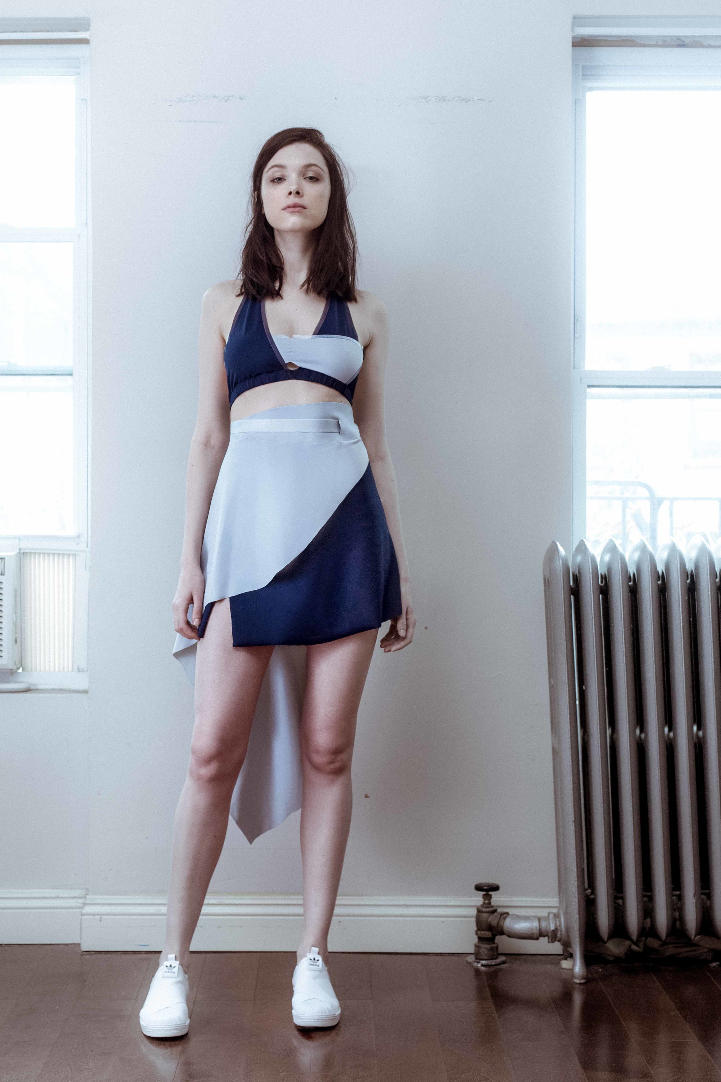 look 2 //