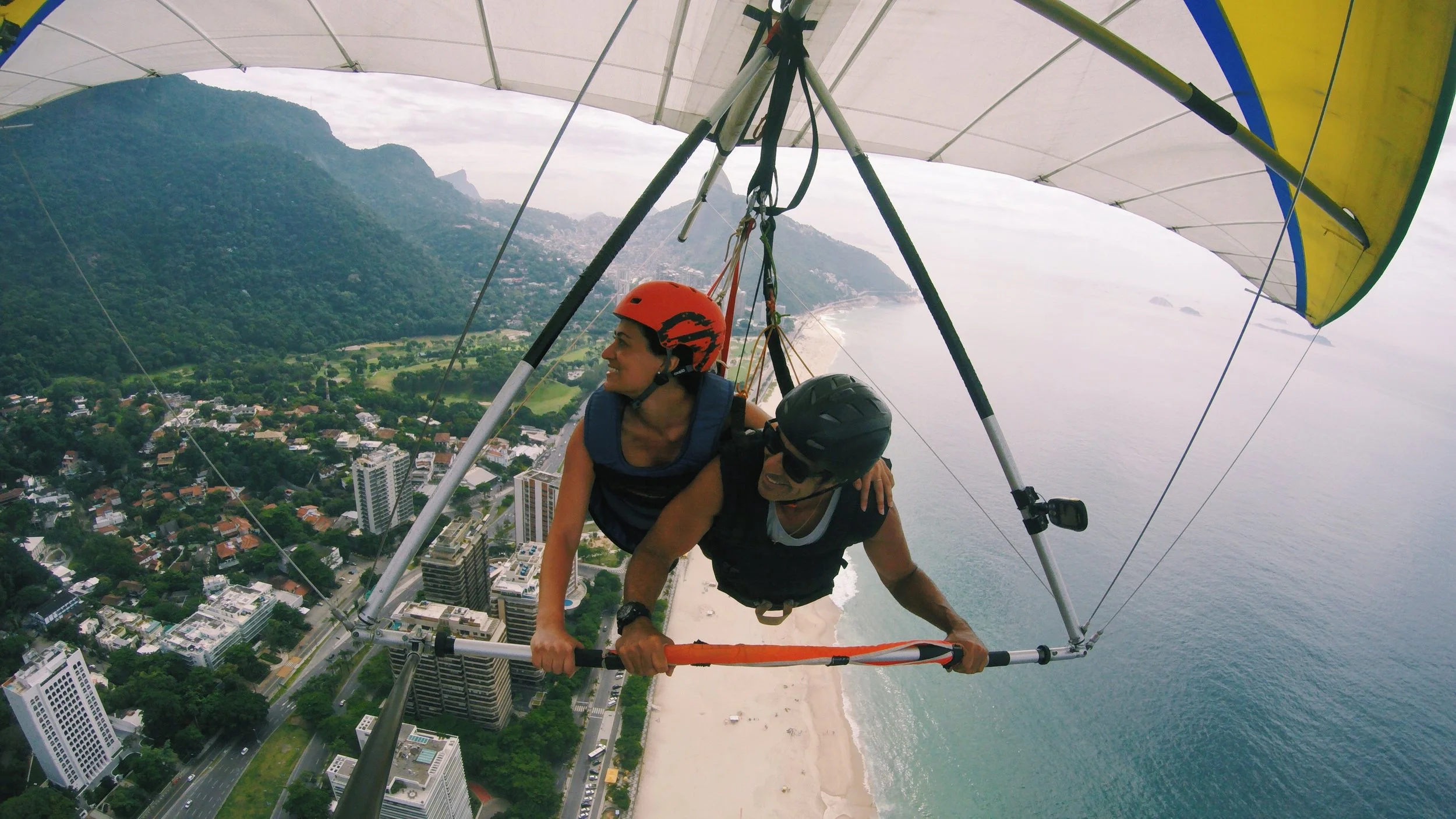 Hang-gliding into 25 over Rio
