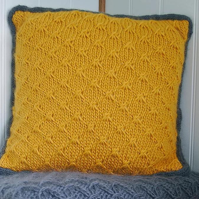 SOJOURN 2 knotted 800.jpg