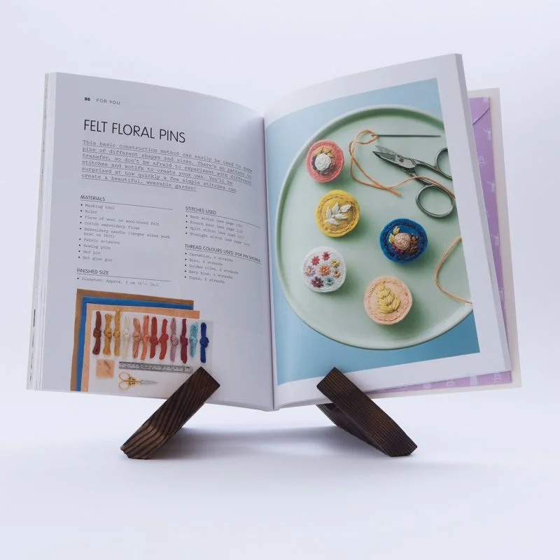 9781782216360_Hoop Art_WB_In2.jpg