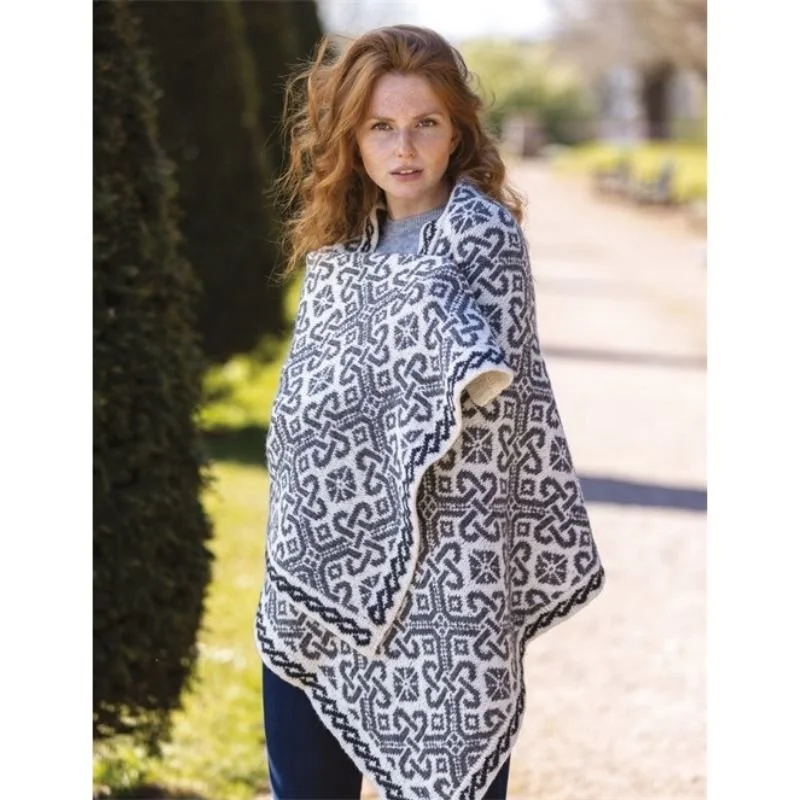 9781446308684_Knit Like a Latvian Accessories_WB_In4.jpg