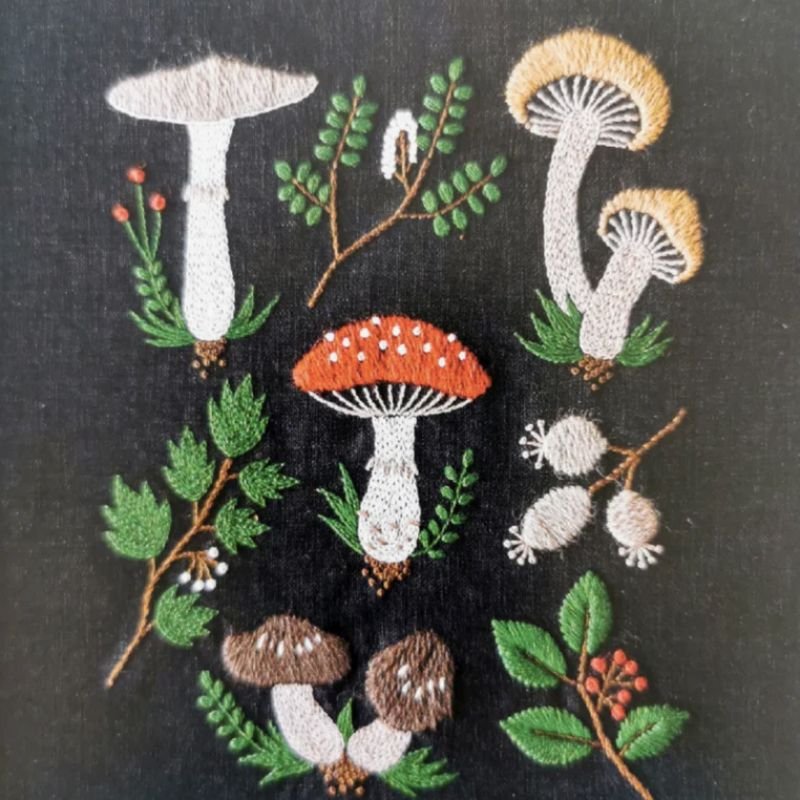 9781940552811_Simply Stitched With Wool_WB_In1.jpg