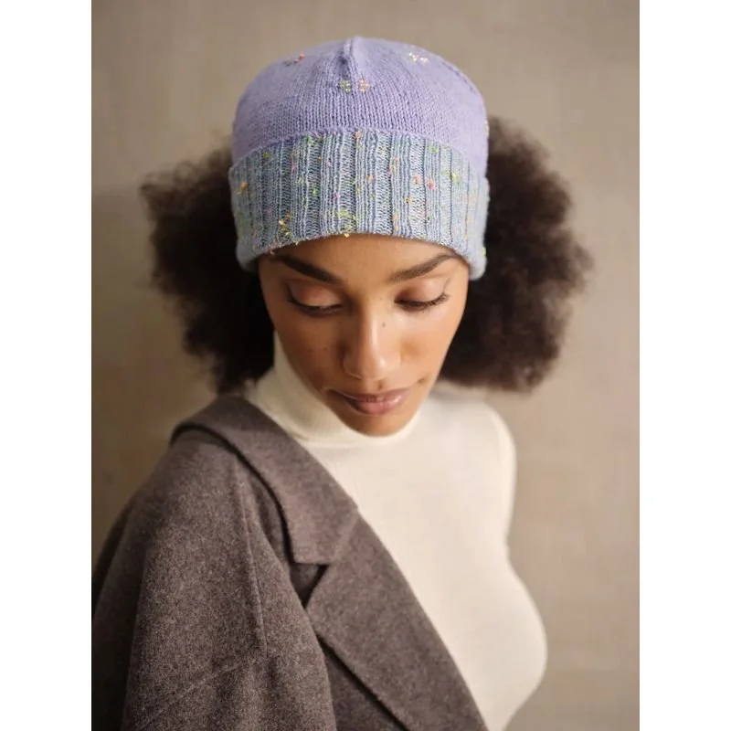 Beaded Colourwork_9789527580677_9.jpg