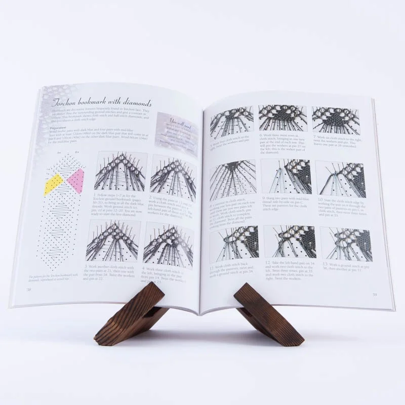 Bobbin Lace_In2.jpg