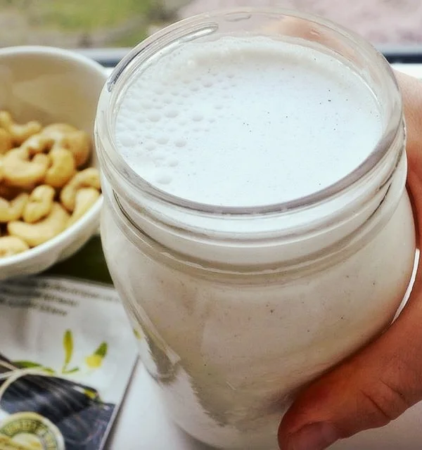 DIY Nut Mylk
