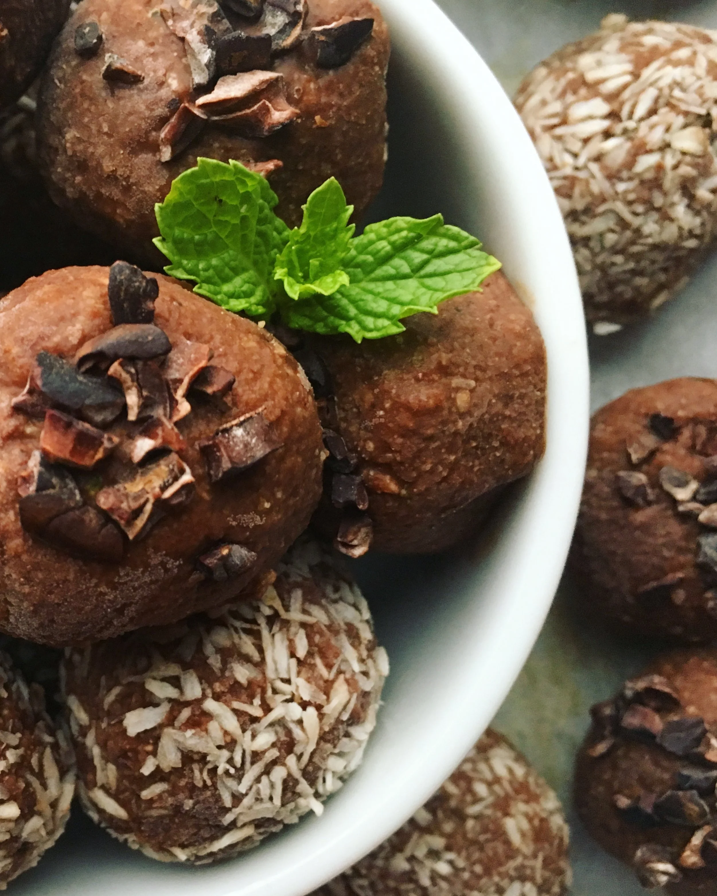 Peppermint Cacao Fat Bombs