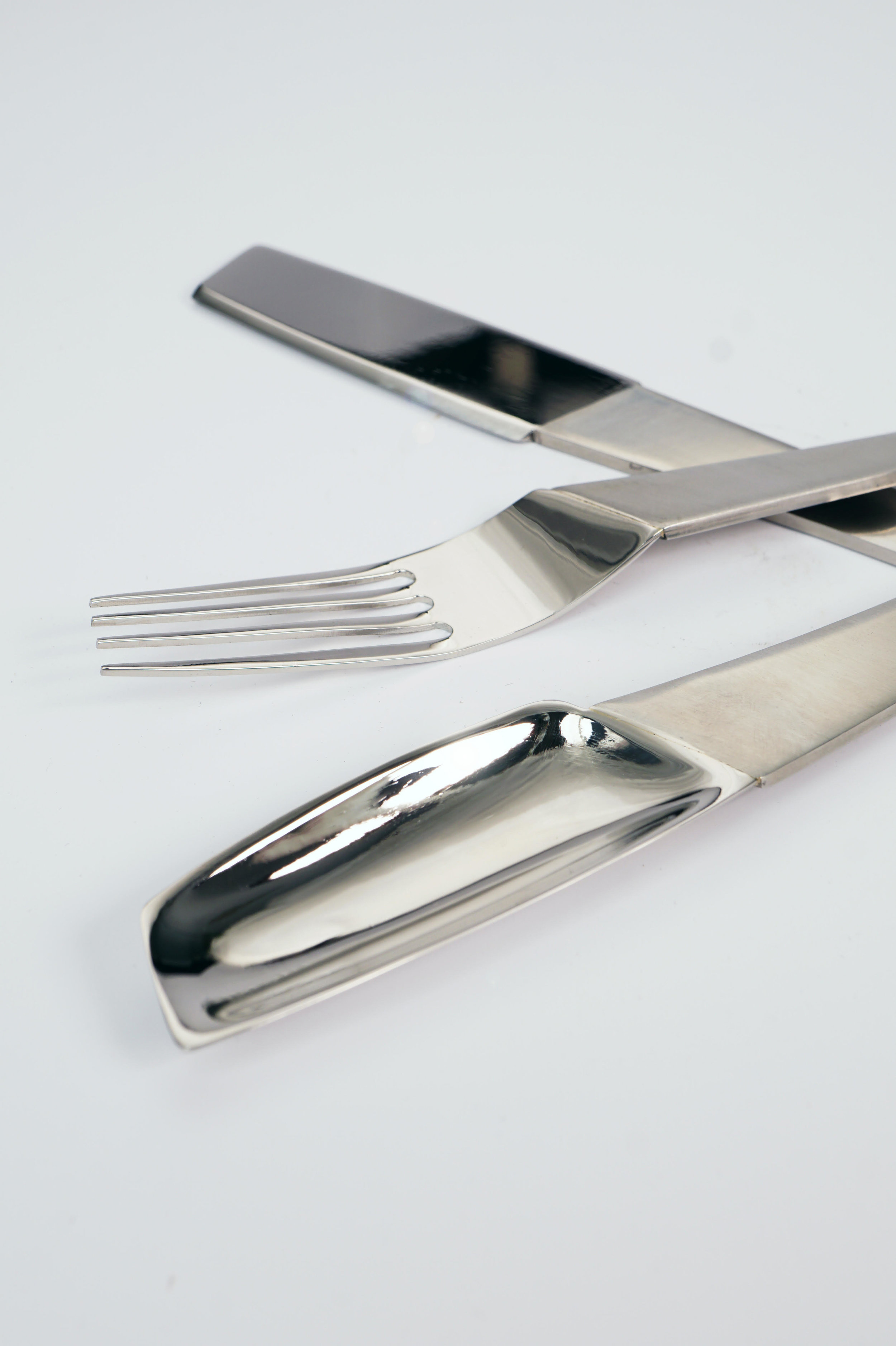 Rail Flatware