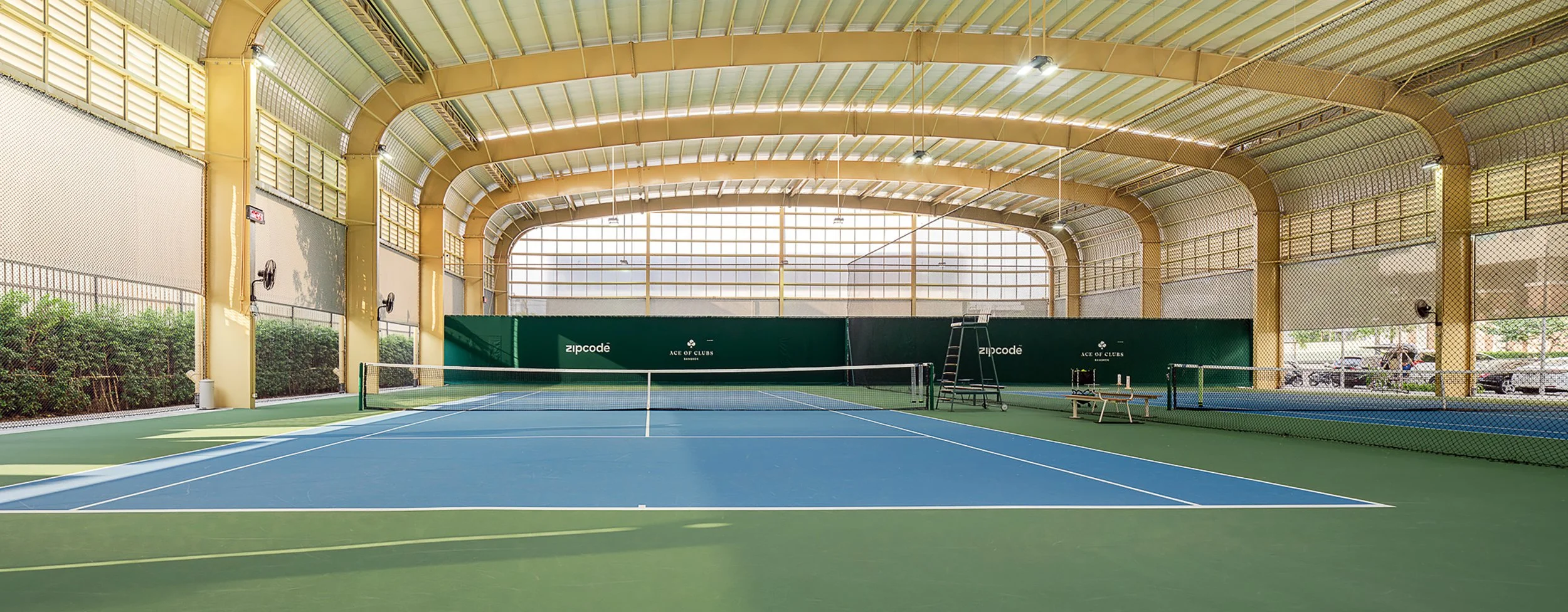 ACE_COURT_IN01.jpg