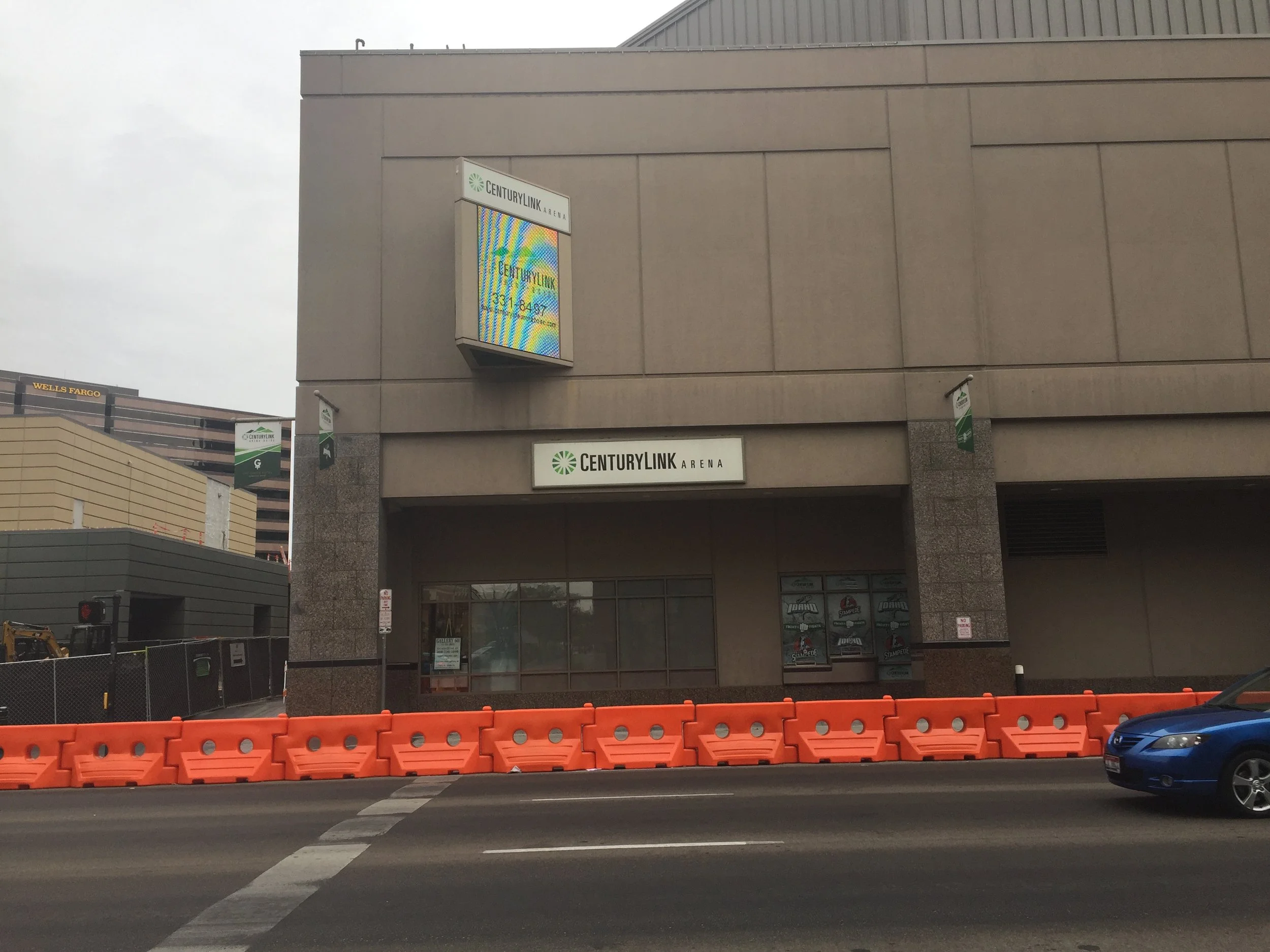 If adopted, a suggestion by Boise City planning staff would force building owners to remove the CenturyLink Arena sign and the two banners hanging off the face of the building among others. The electronic media center and flag hanging off the side would remain