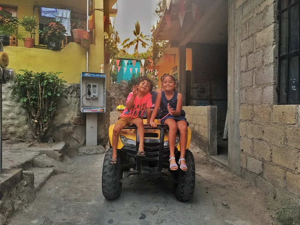 Off road vehicle.jpg