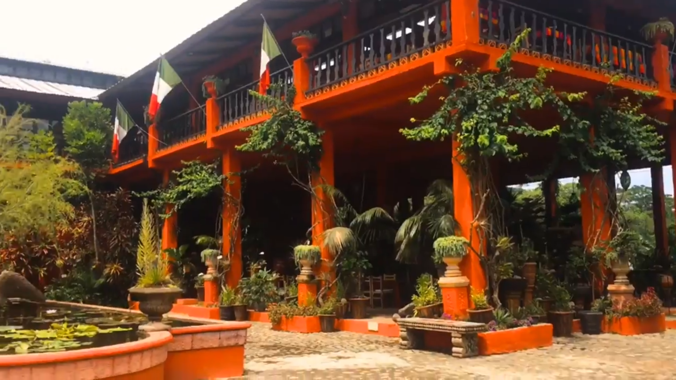 Restaurant building inside Puerto Vallarta Botanical Gardens with My Deztination.