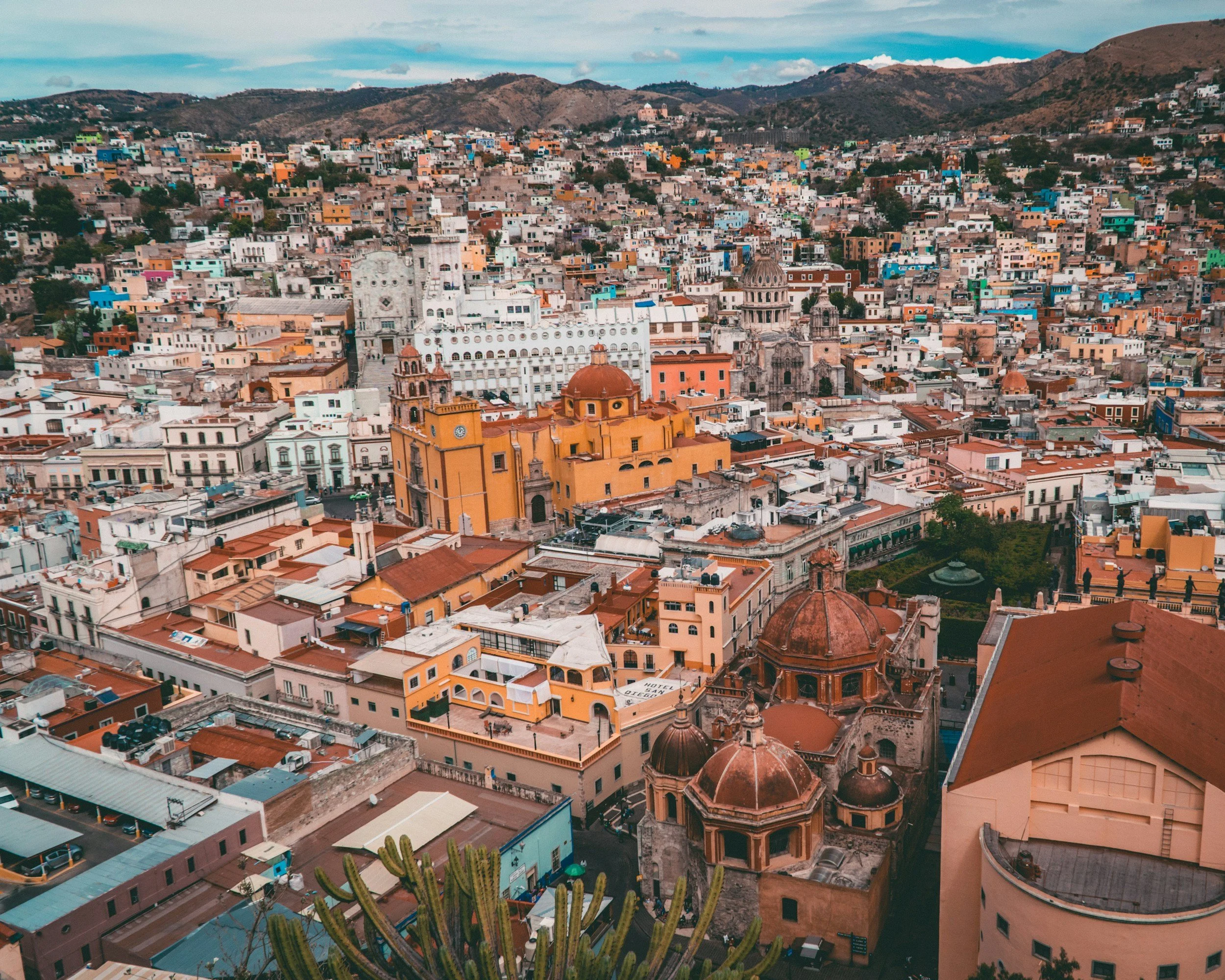 Drone image of Mexico City neighborhoods popular with expats and international residents