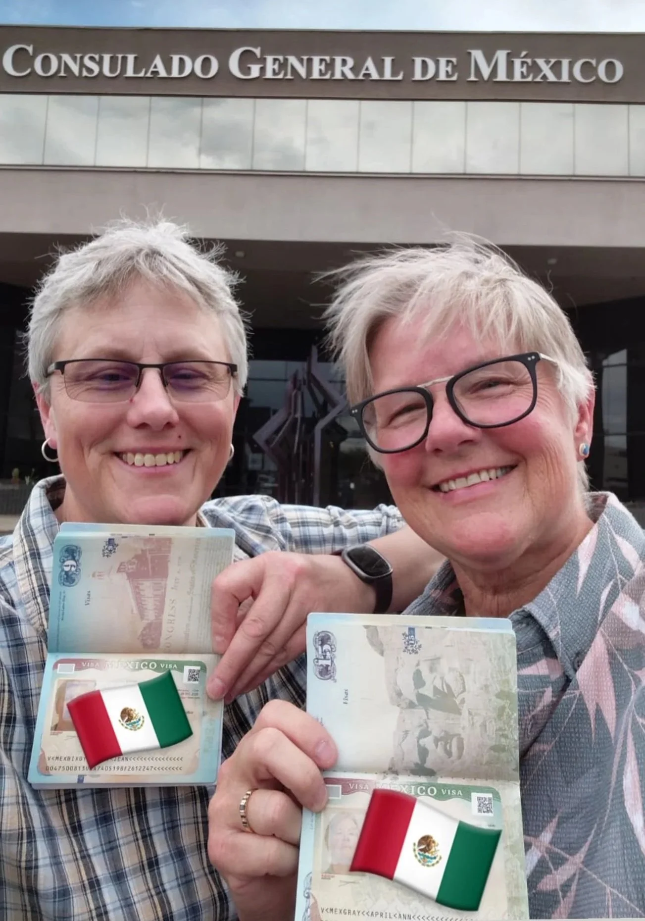 My Deztination clients celebrating Mexican residency approval after completing their consulate appointment