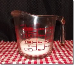 measuring cup sugar