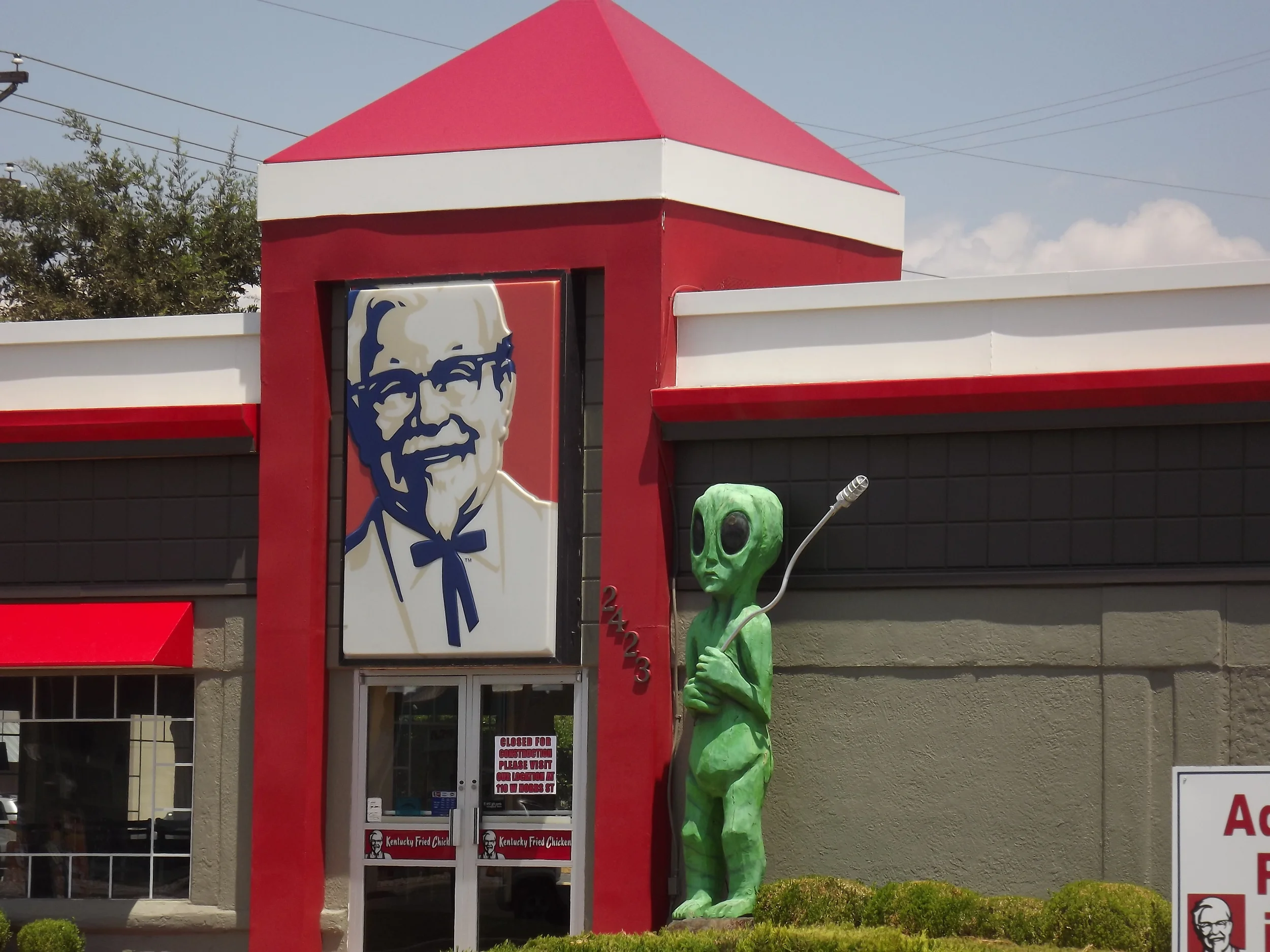 They should definitely be labeling whatever they put in this stuff. Kentucky Fried Chicken in Roswell, NM &nbsp;