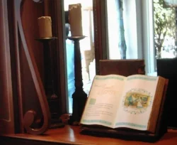 Beauty and the Beast display, Epcot, FL - author's collection