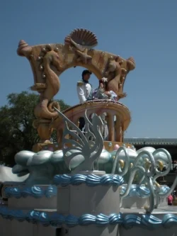Ariel float, Magic Kingdom