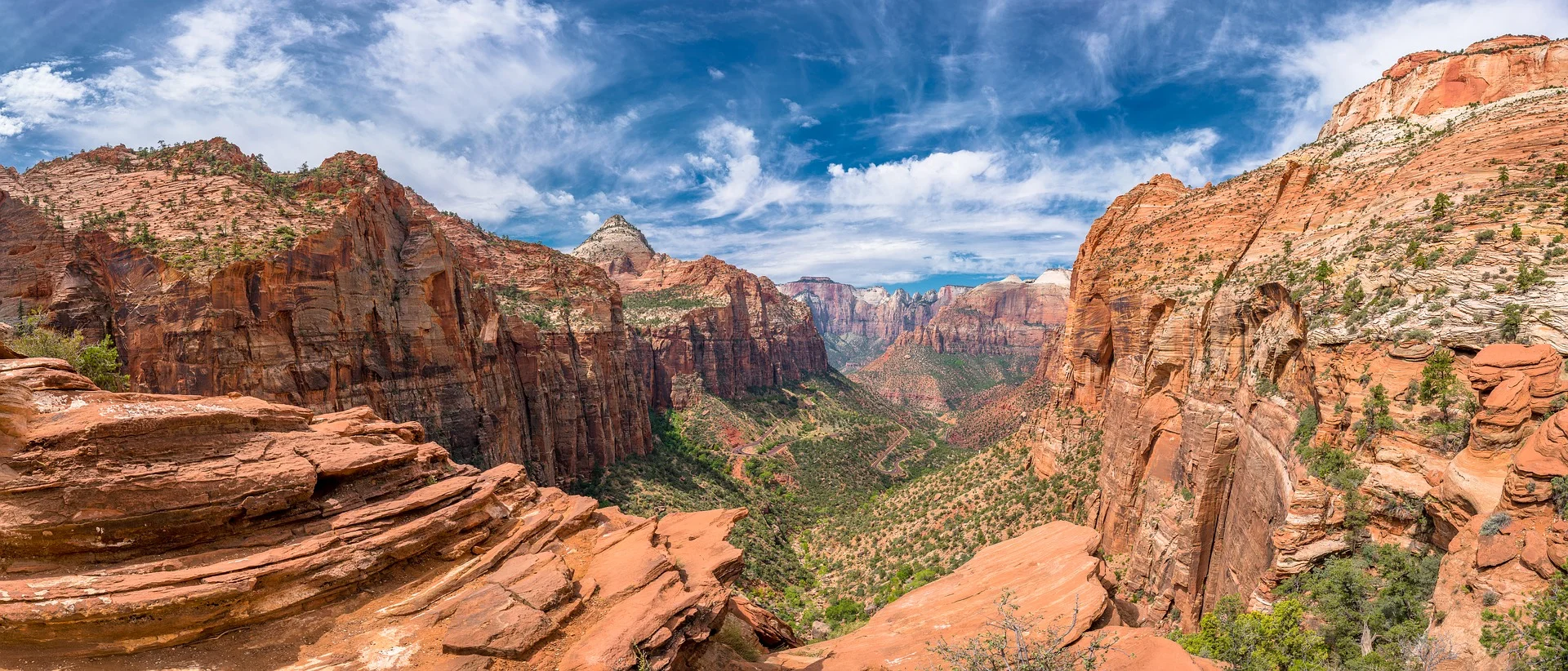 zion-2846983_1920.jpg