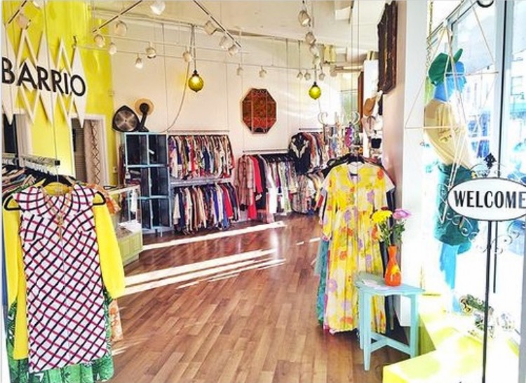 Check out their amazing shop ^ and follow them on social media @barriovintage :)
