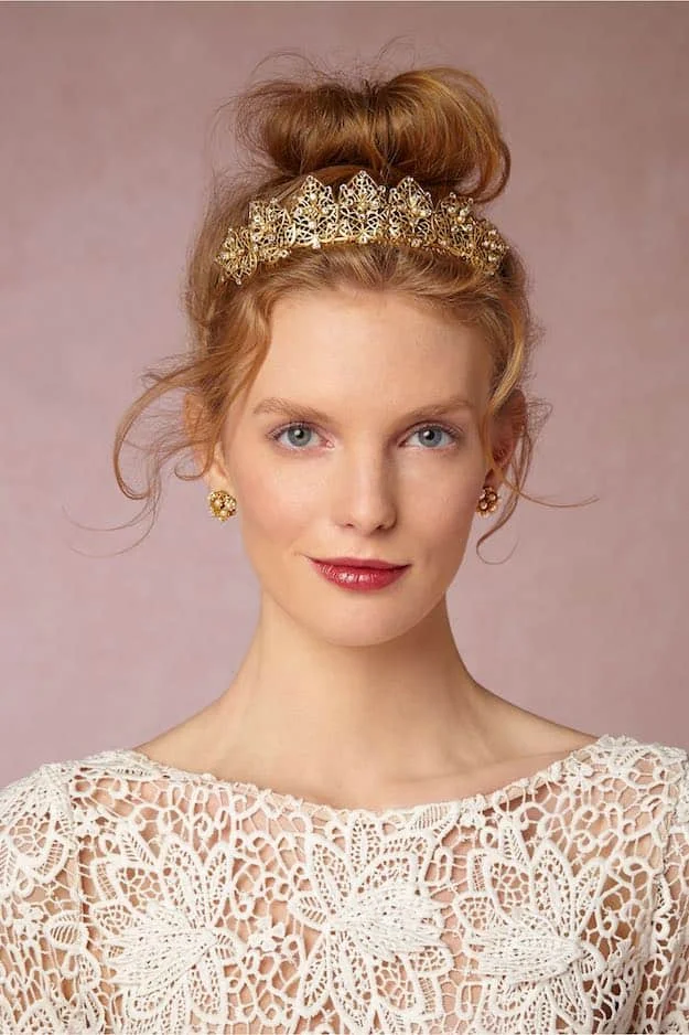 Pearly Polished: This is my go-to look whenever I have something adorning my hair, whether it’s a small tiara or a flower crown . Since I already have a lot going on up top, I like keeping my makeup low-key by dusting on just a bit of shimmer eyeshadow on the inner corners of the eye. It makes for a more fairytale look, which is perfect for rustic weddings! All I have to do is pair it with a wine-stained lippy, and I’m good to go!