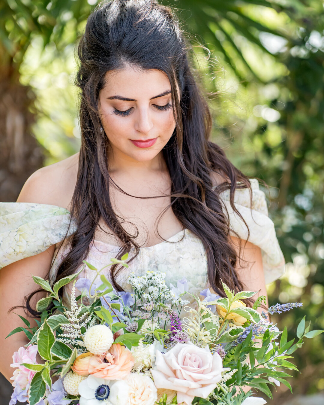 Windswept beauty 😍⠀⠀⠀⠀⠀⠀⠀⠀⠀
⠀⠀⠀⠀⠀⠀⠀⠀⠀
Photo: @danatoddphoto⠀⠀⠀⠀⠀⠀⠀⠀⠀
Coordination: @simplylovely_events⠀⠀⠀⠀⠀⠀⠀⠀⠀
Beauty: @dreamcatcherartistry⠀⠀⠀⠀⠀⠀⠀⠀⠀
Florals: @sarahsgardendesign⠀⠀⠀⠀⠀⠀⠀⠀⠀
Beautiful Bride: @caitlyn.adele