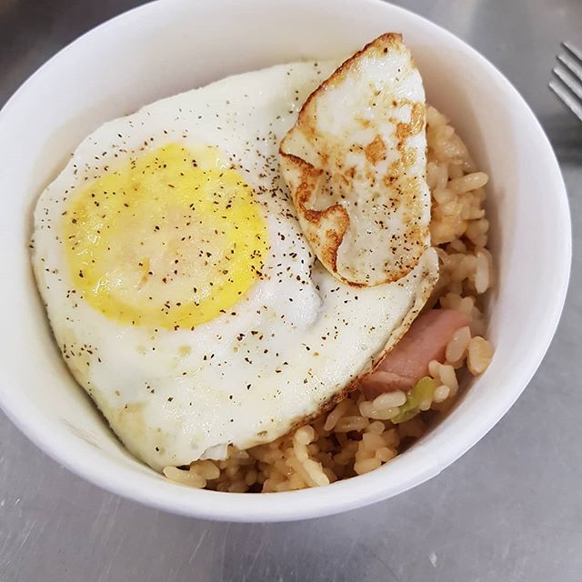 Goodmorning, Cordova! It's Wild Card Tuesday....We made Breakfast Fried Rice Bowls this morning. They have Ham, Fresh Ginger, Fresh Garlic, Green Onion, and Soy Sauce, all with a fried egg on top. #breakfastbowl #savory #friedrice
