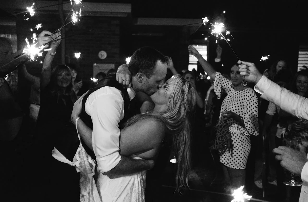 Sign Off - Lauren Metzler Photography.JPG