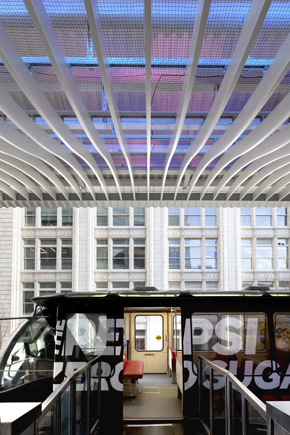 SeattleMonorail_02.jpg