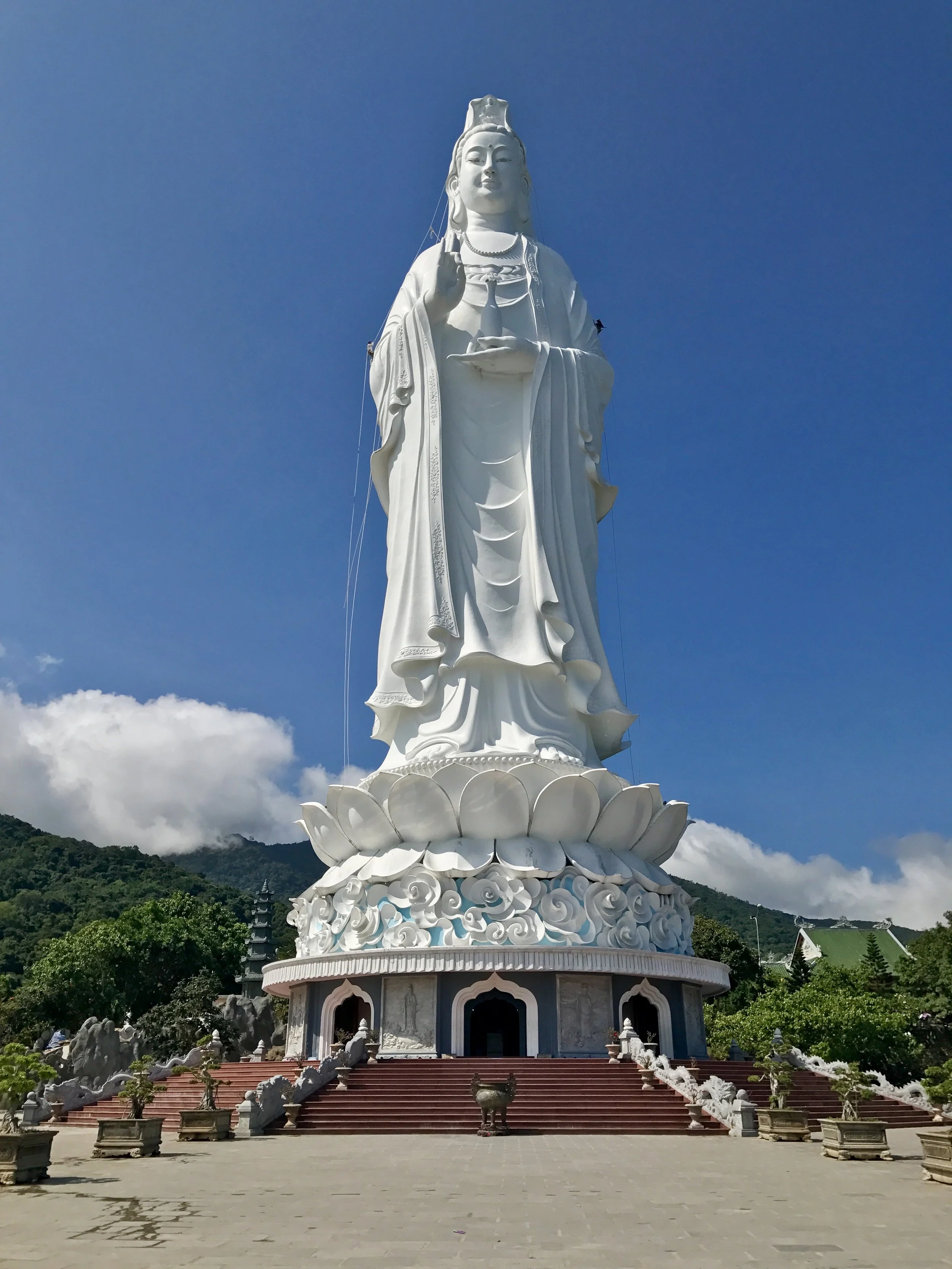 The Lady Buddha statute that overlooks Da Nang