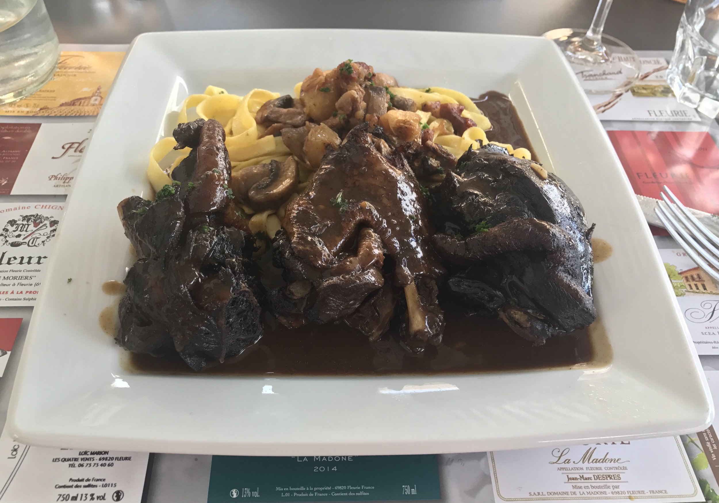 Coq-au-vin at Auberge la Bascule