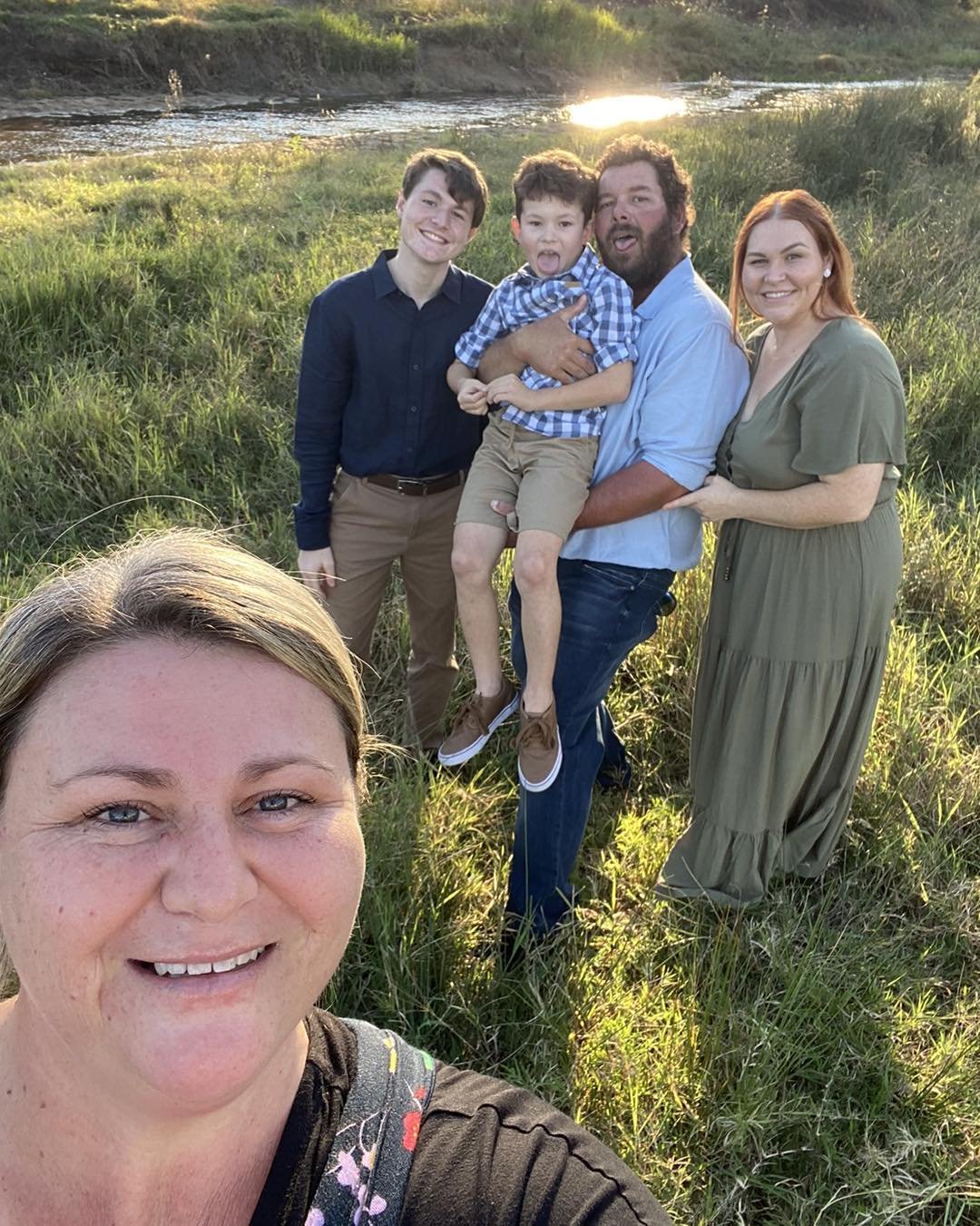 The look on these boys faces tells you a lot about how this afternoon&rsquo;s session went 😂😅

I photographed Jessica and her family back when she was pregnant with the youngest boy here&hellip;. A surprise pregnancy announcement!!! What a special 