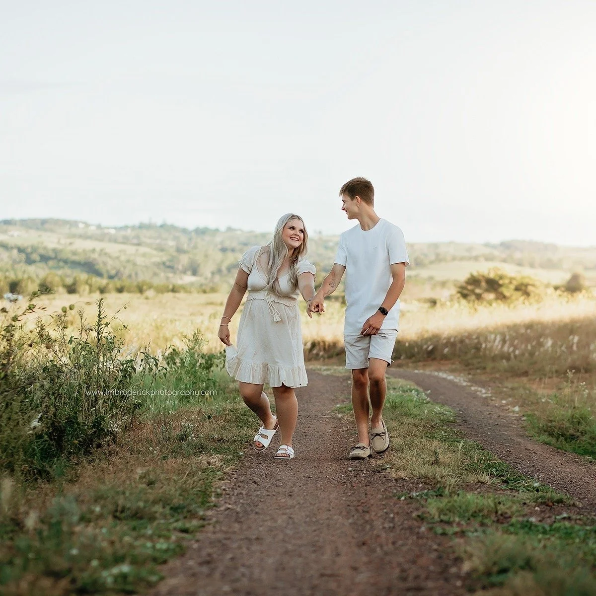 There&rsquo;s something so special about photographing just two people in love. 💕

In February, I had the chance to capture Dekoda and Conner at one of my favourite spots... a quiet private property in Minden. No distractions, no crowds&hellip; just