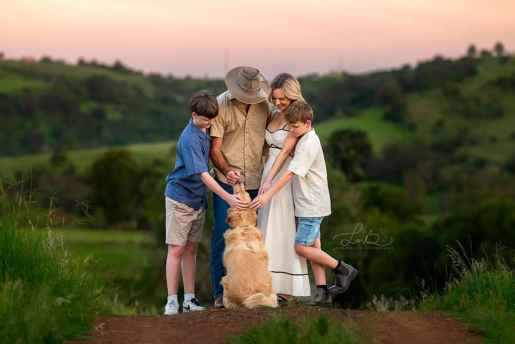 Taylor-Family-November-2025-(264-of-266)-copy.jpg