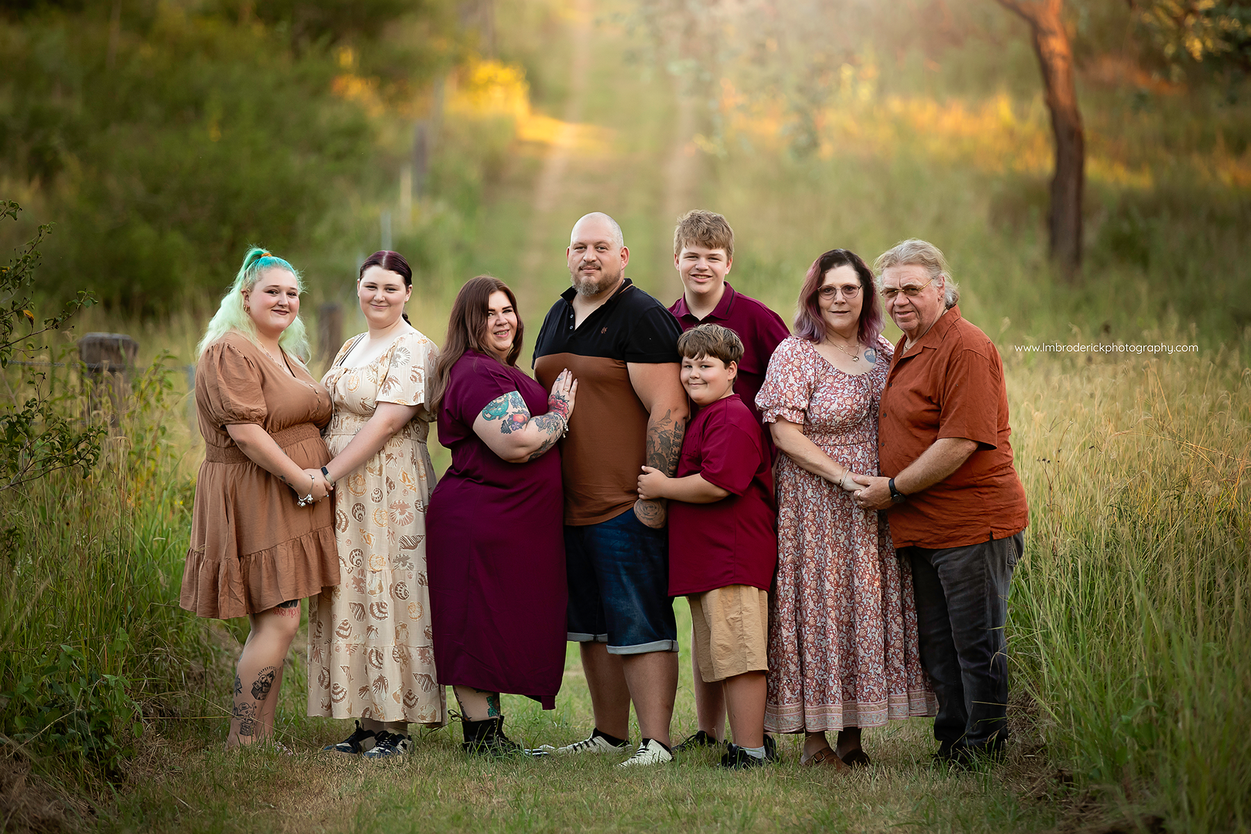 Extended Family Session Special — L.M.Broderick Photography