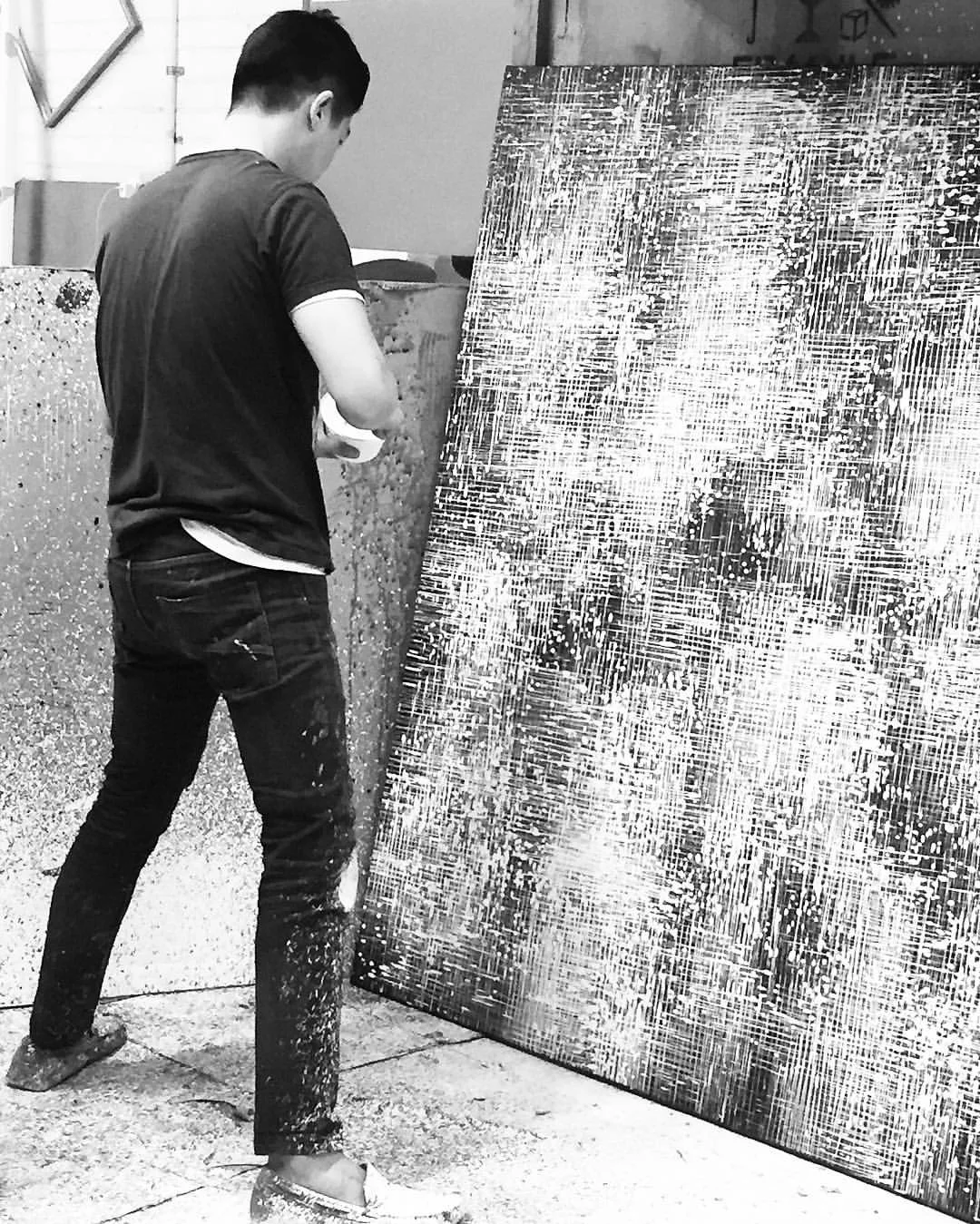 Above: Wilson Lin working on his Fractal series in studio, Melbourne, Australia.