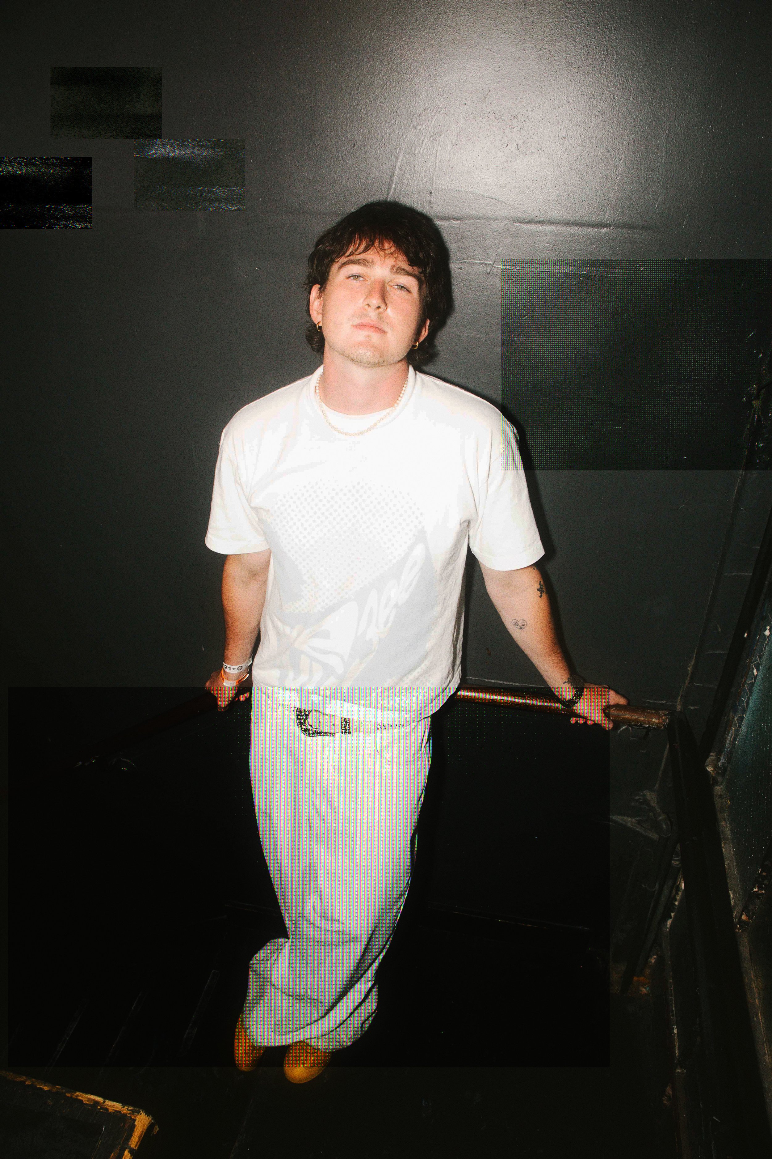 3ee7-14_047-2.jpg