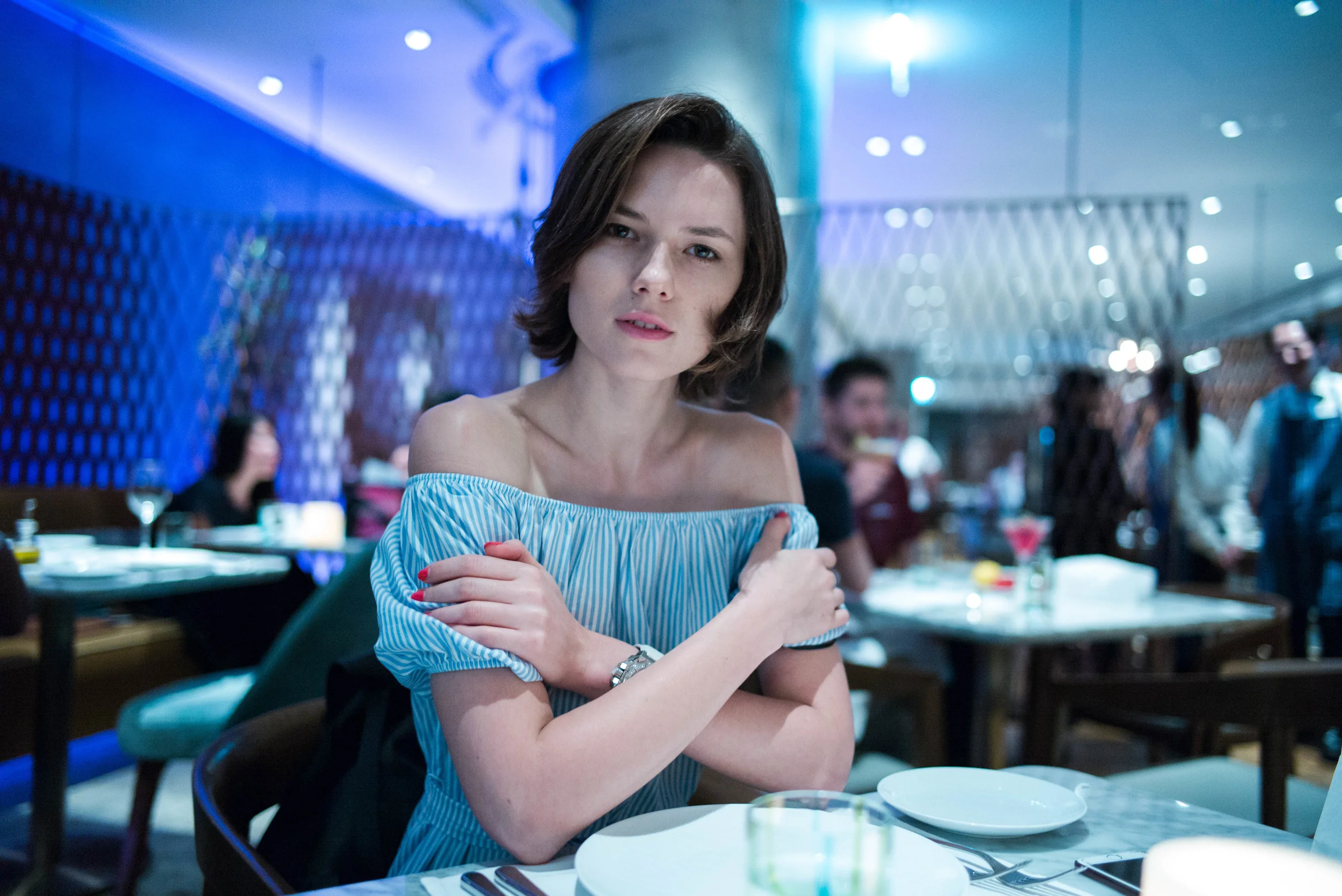 A second image from more or less the same position. I can't say that I was trying very hard to get tack focus, but overall, I found the 28mm Summilux to be rather forgiving, even wide open at f/1.4. In addition, sitting at closer distance, the 28mm renders a pleasant bokeh that still provides enough details in the background for context.