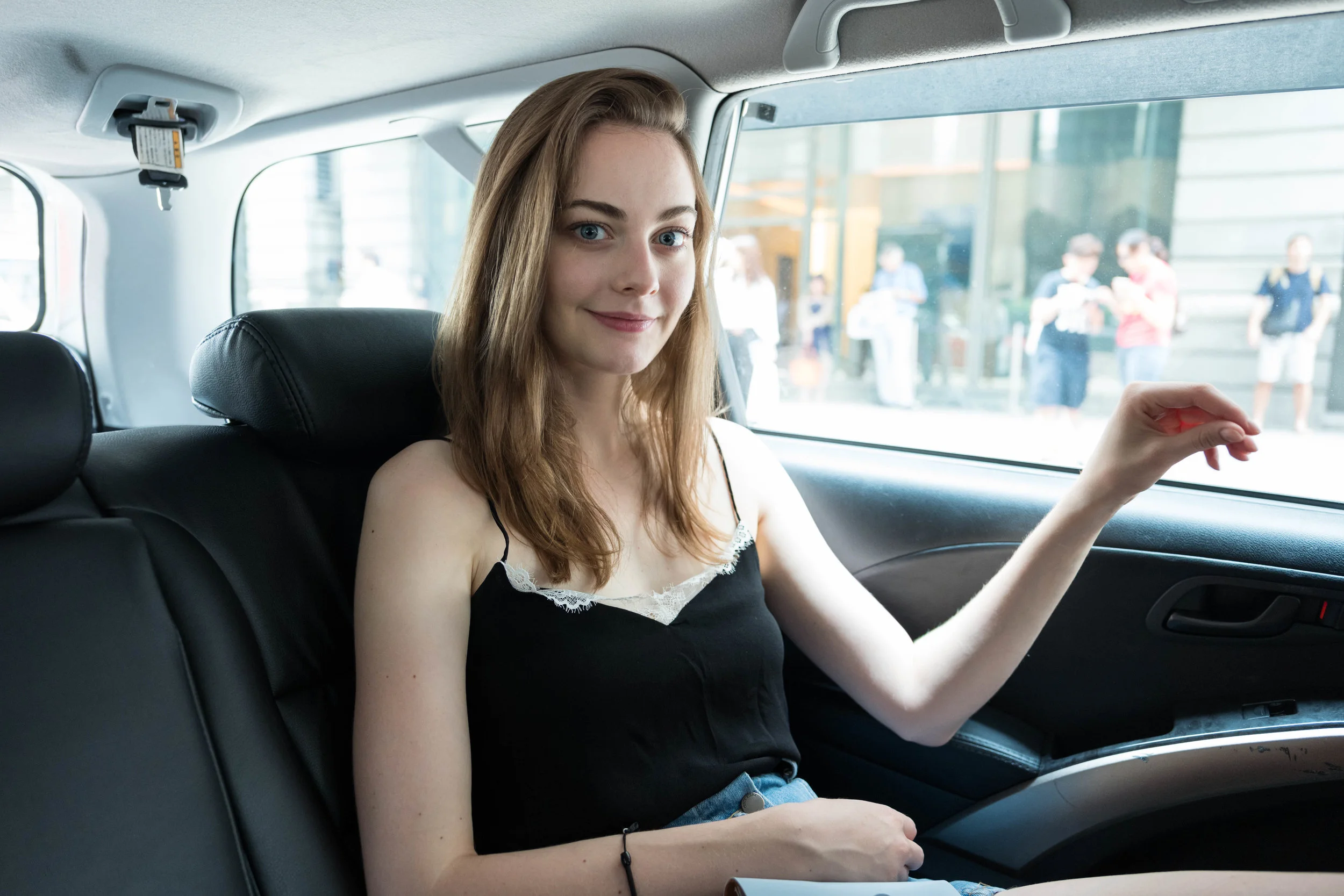 In an Uber going back to Hong Kong side, 24mm