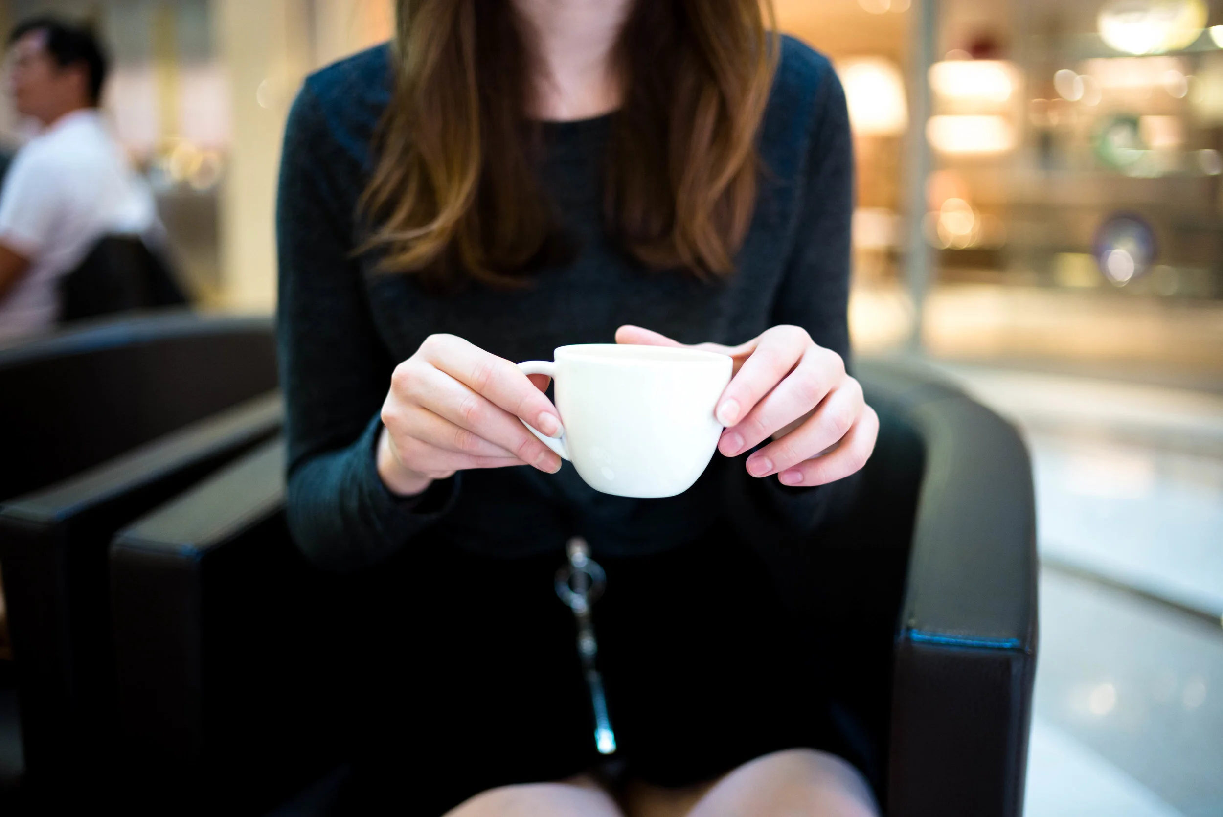 Leica M240 + Leica 35mm f/1.4 Summilux-M ASPH FLE. Shot at f/1.4, at the closest focusing distance of 28 inches.