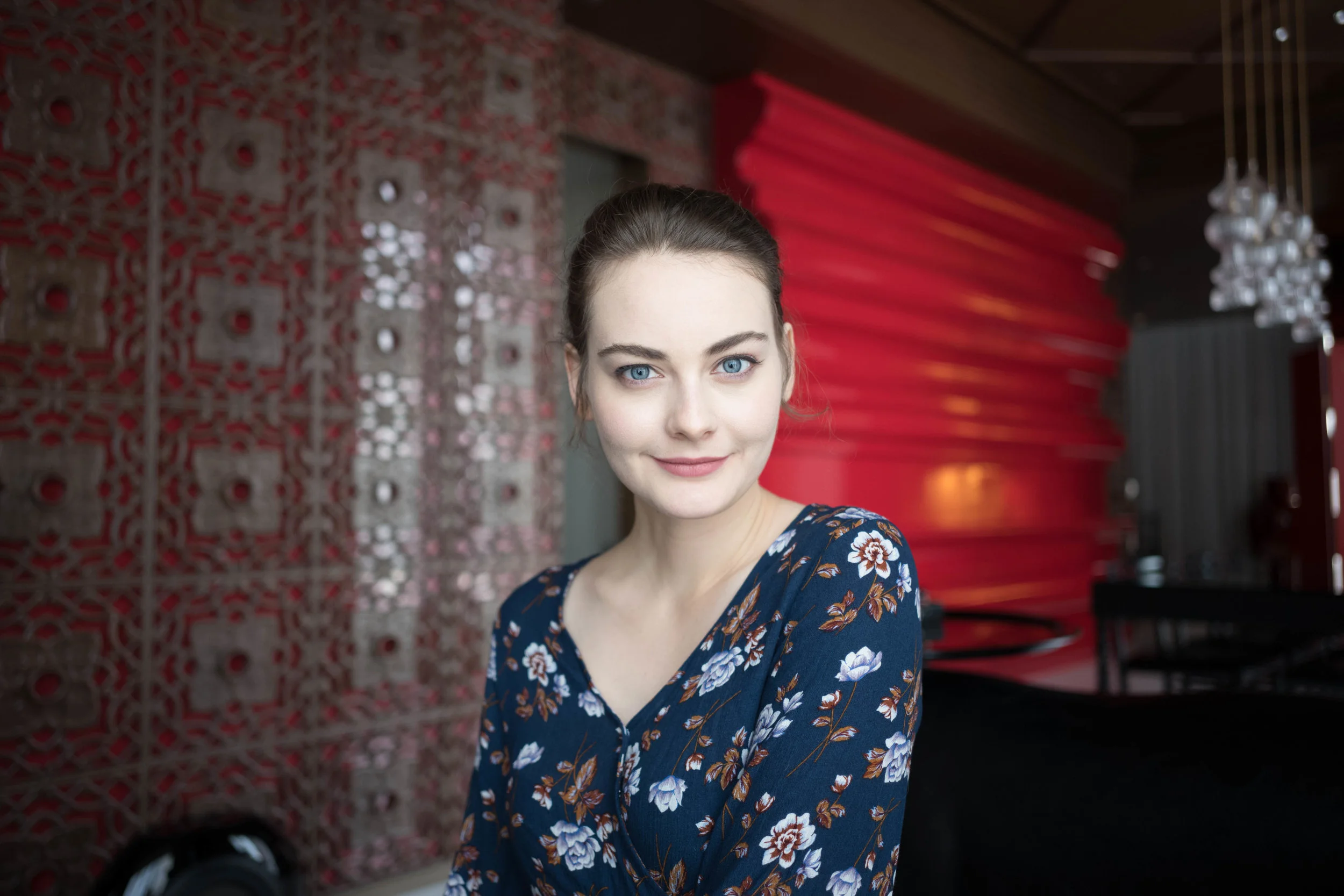 Leica M10 + 28mm f/2 Summicron ASPH, version 2 - Wide open and at close focusing distance