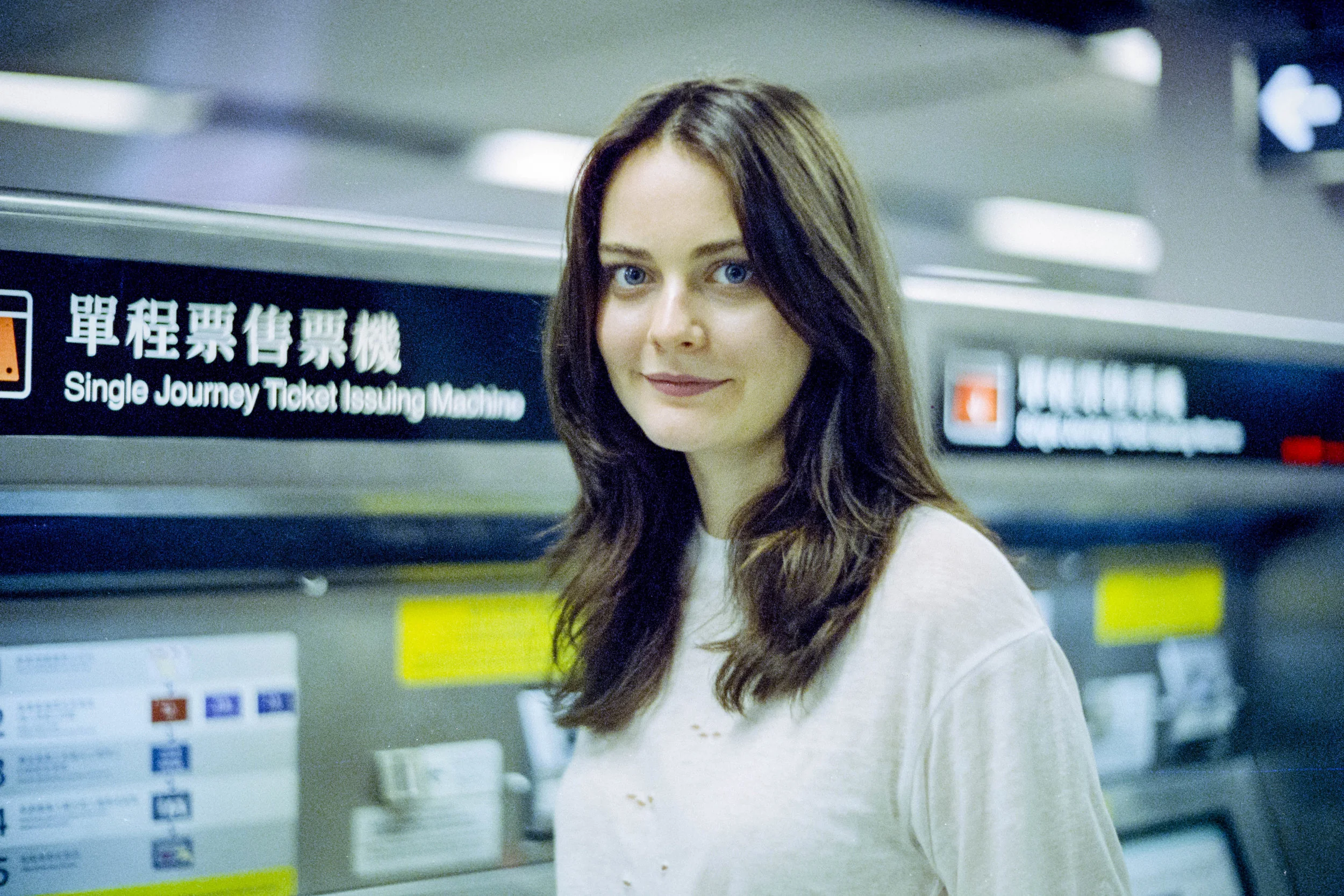 Cinestill 800 + Leica 50mm f/1.2 Noctilux AA