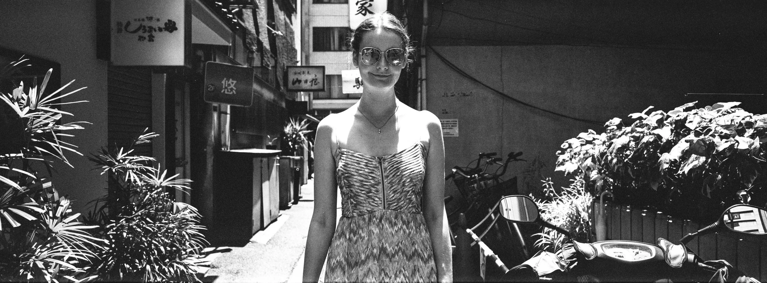 Side street, at the Ginza - JCH Street Pan 400