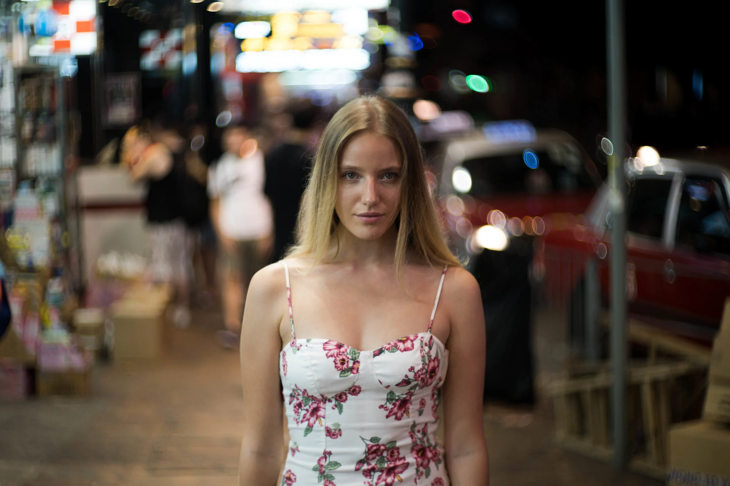 Near a taxi queue - ISO 100