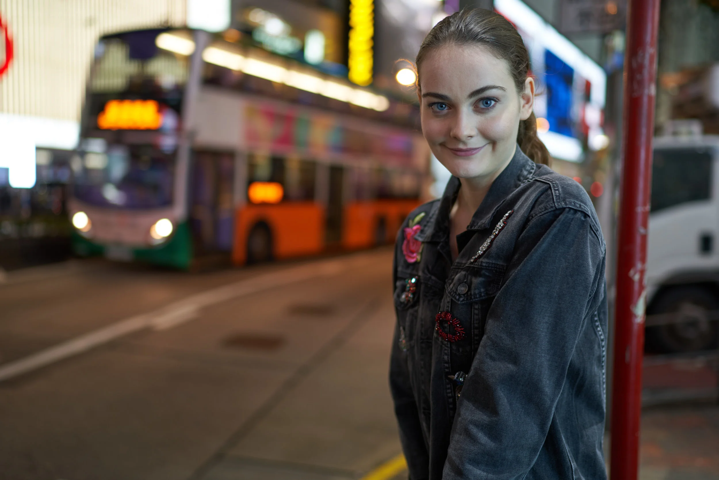 ISO 100, f/1.4, 1/40s